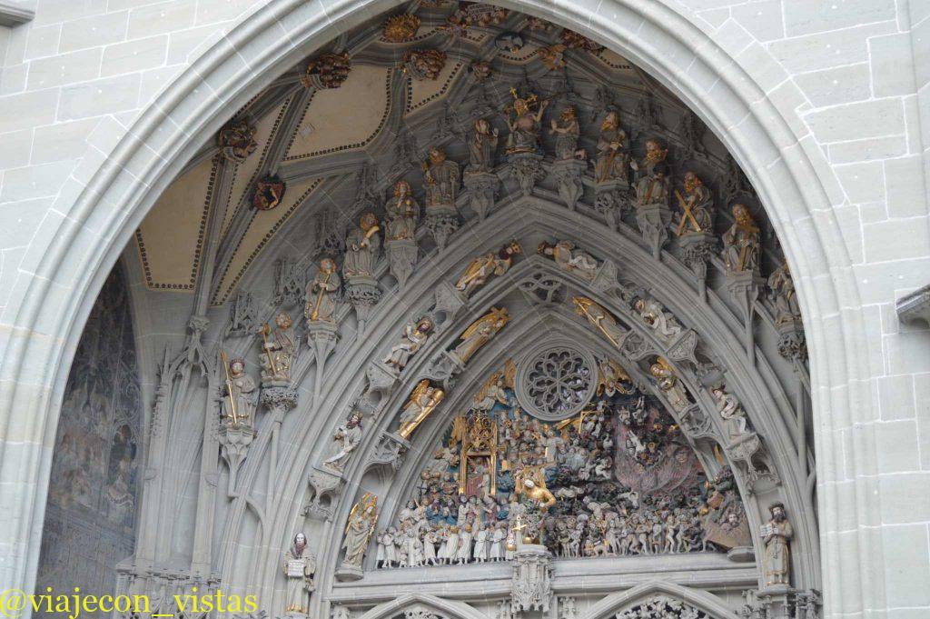 portico catedral berna