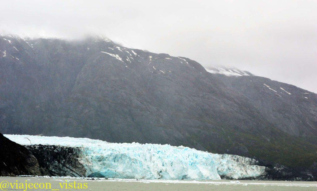bahia de los glaciares en alaska