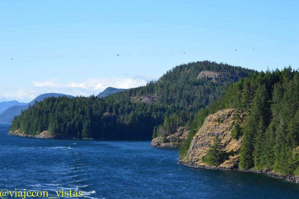 islas en el pasaje interior canada