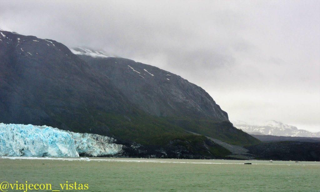 excursion en barco para ver glaciares en alaska
