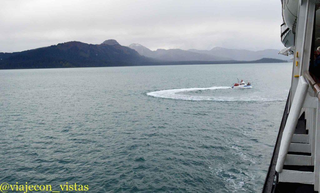 agentes del parque nacional bahia de los glaciares