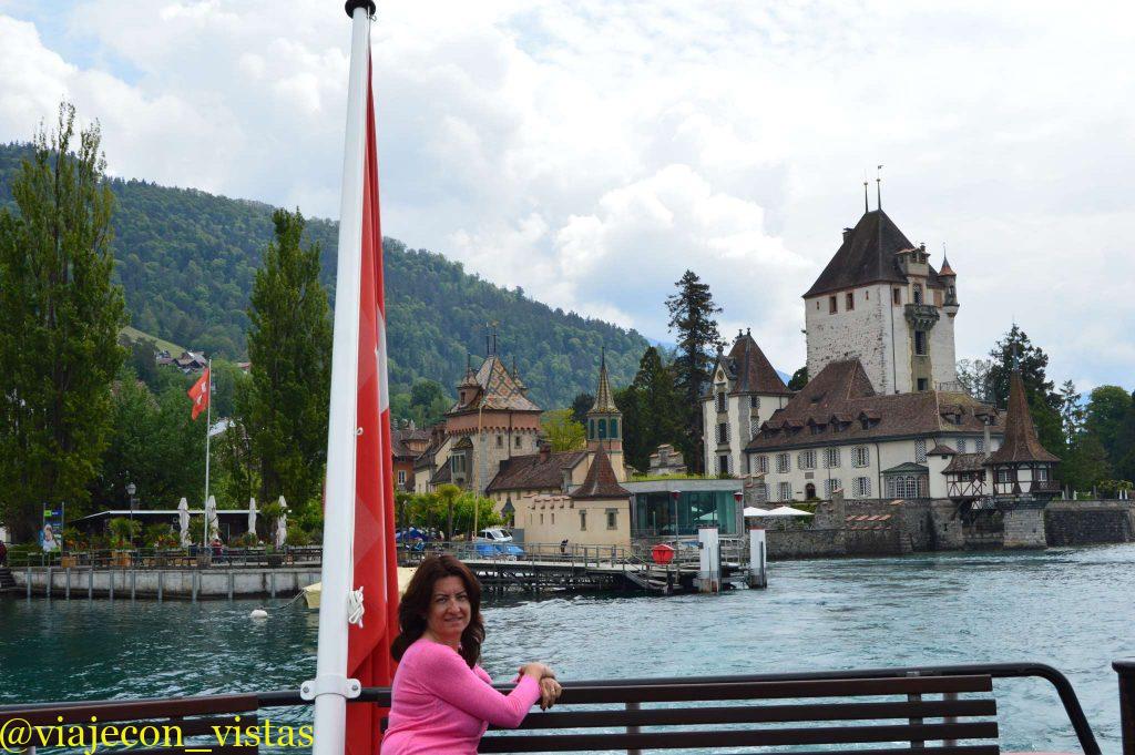 castillo oberhofen lago thun