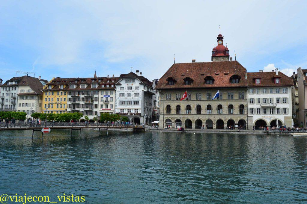 arquitectura medieval lucerna
