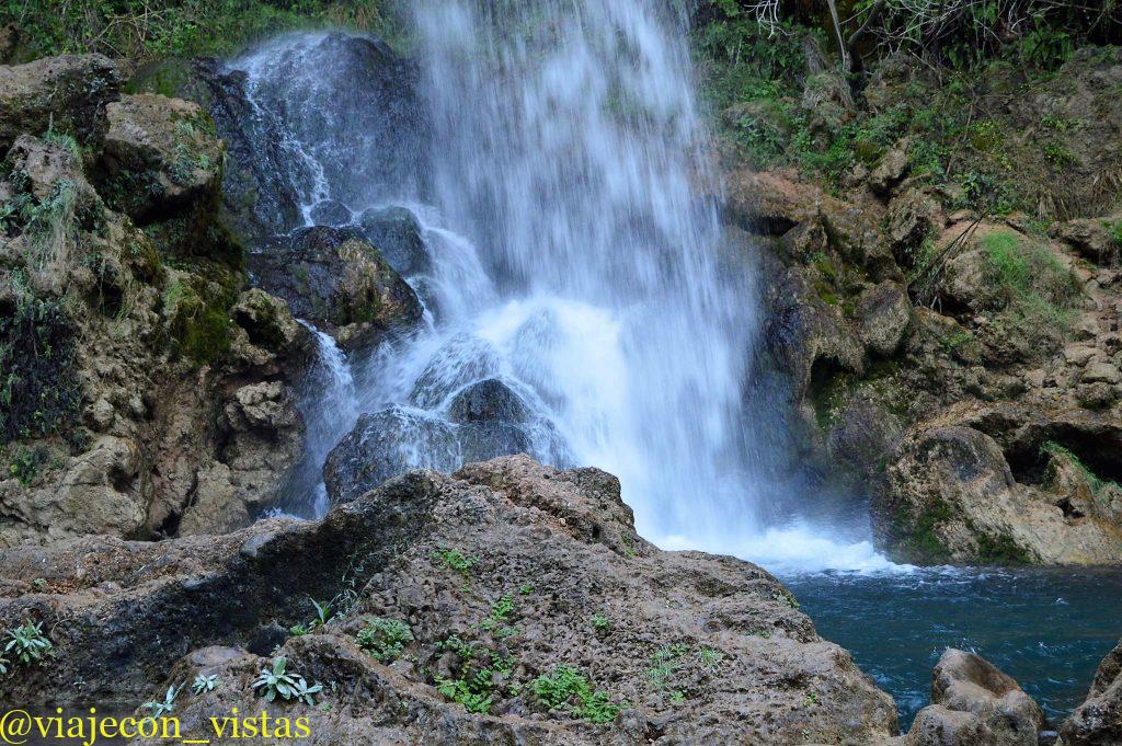 salto de la escalera ruta de las cascadas de anna