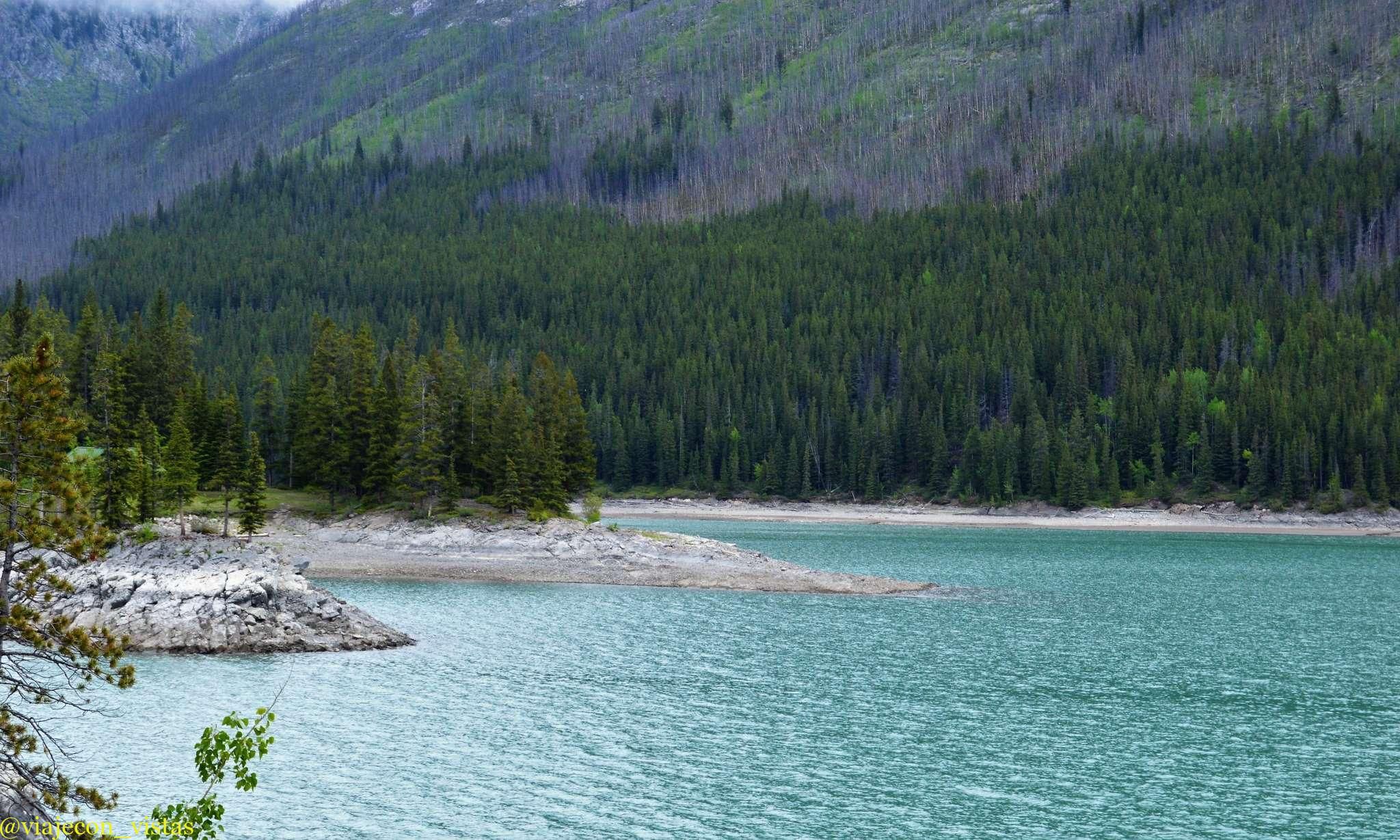 lago minnewanka banff