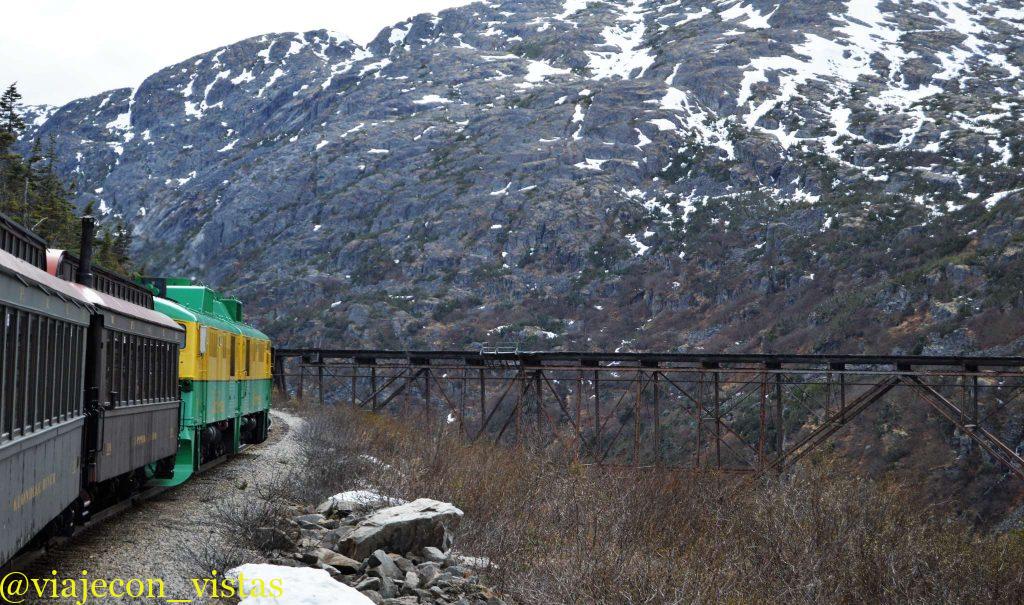 puente acero y metal ruta white pass