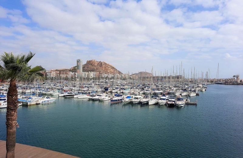 puerto de alicante paraiso mediterraneo
