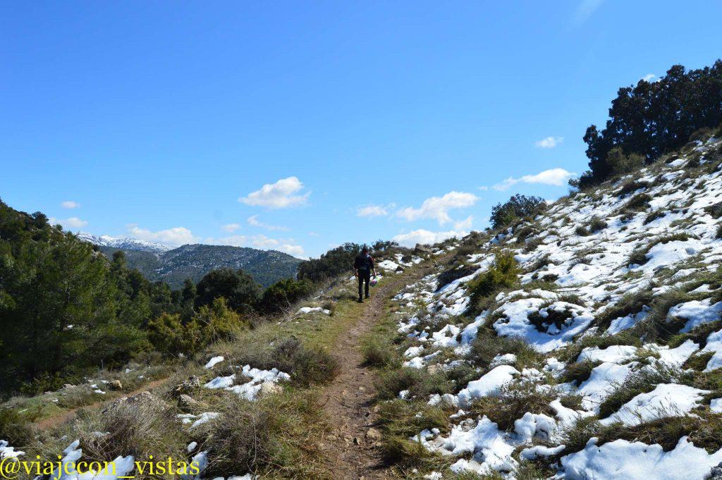 nieve en el camino