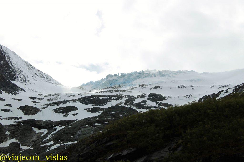 glaciar en la montaña