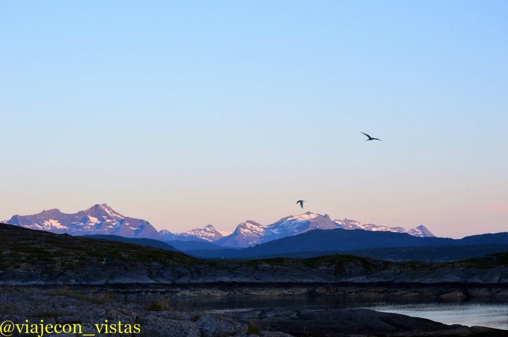 poderoso paisaje en las islas lofoten