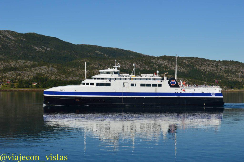 naviera de ferry noruego