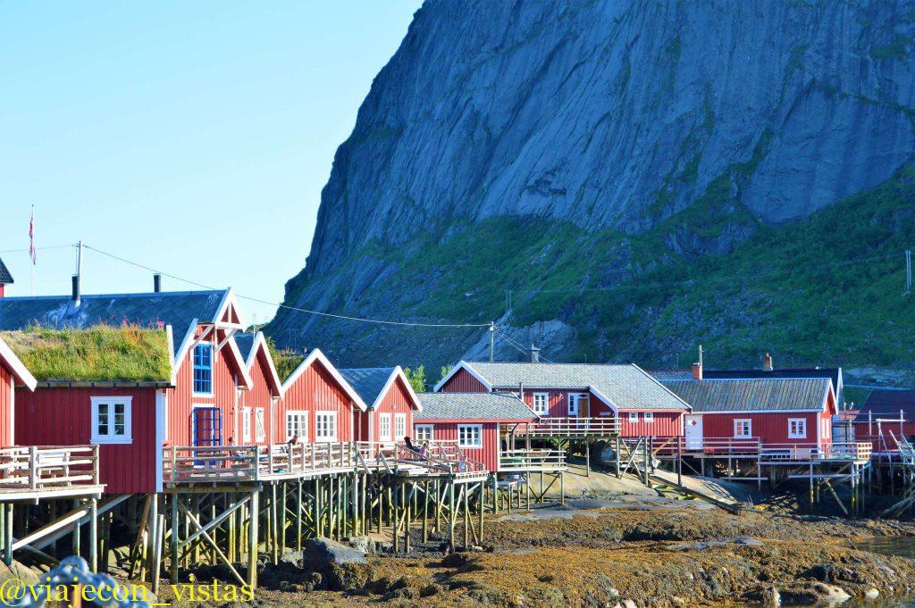 reine pueblo pesquero de las islas lofoten