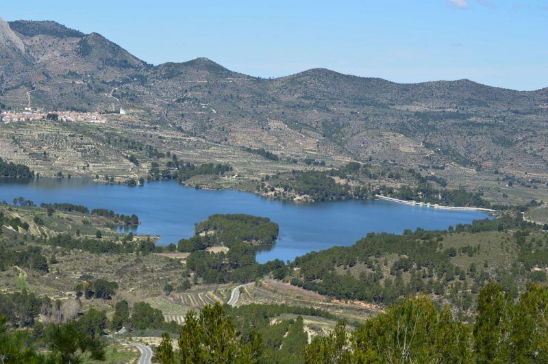 vistas del embalse de beniarres