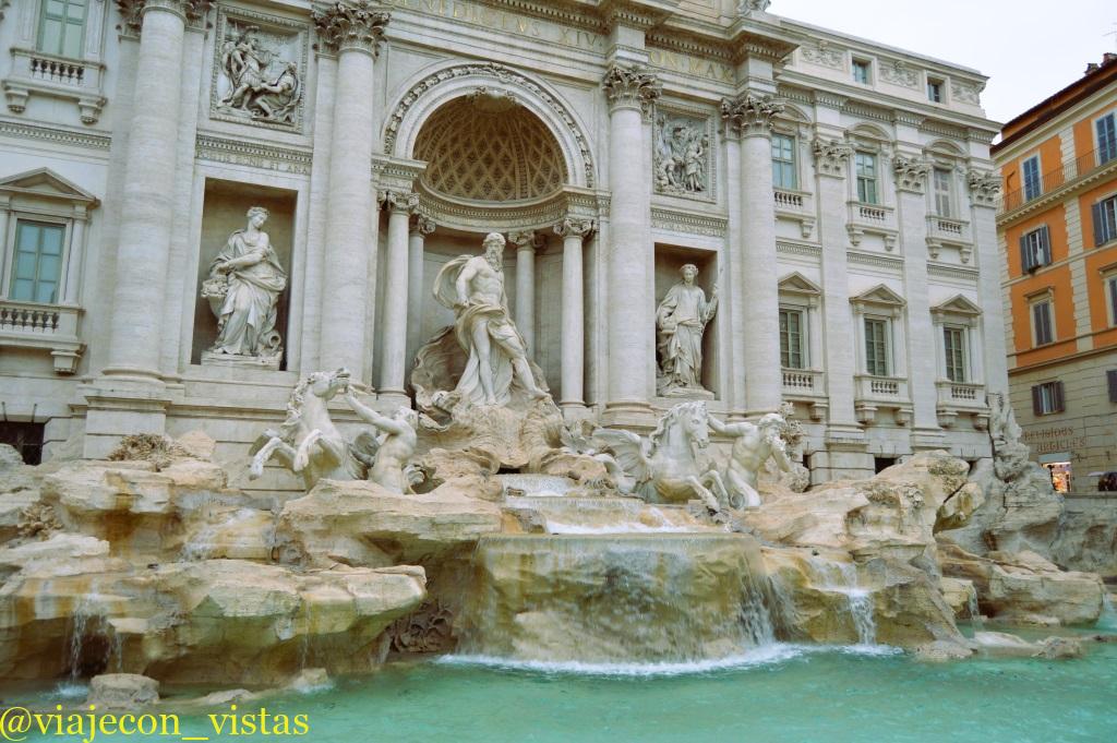 fontana di trevi roma