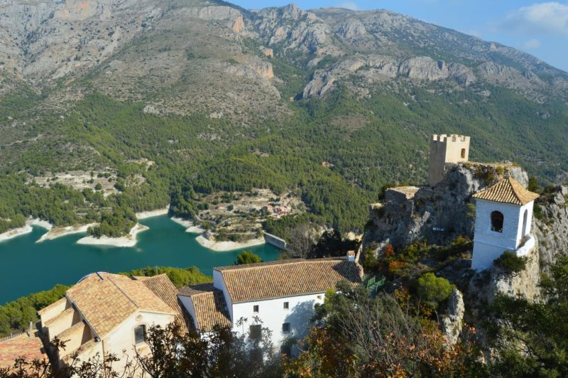 guadalest en la montaña de alicante